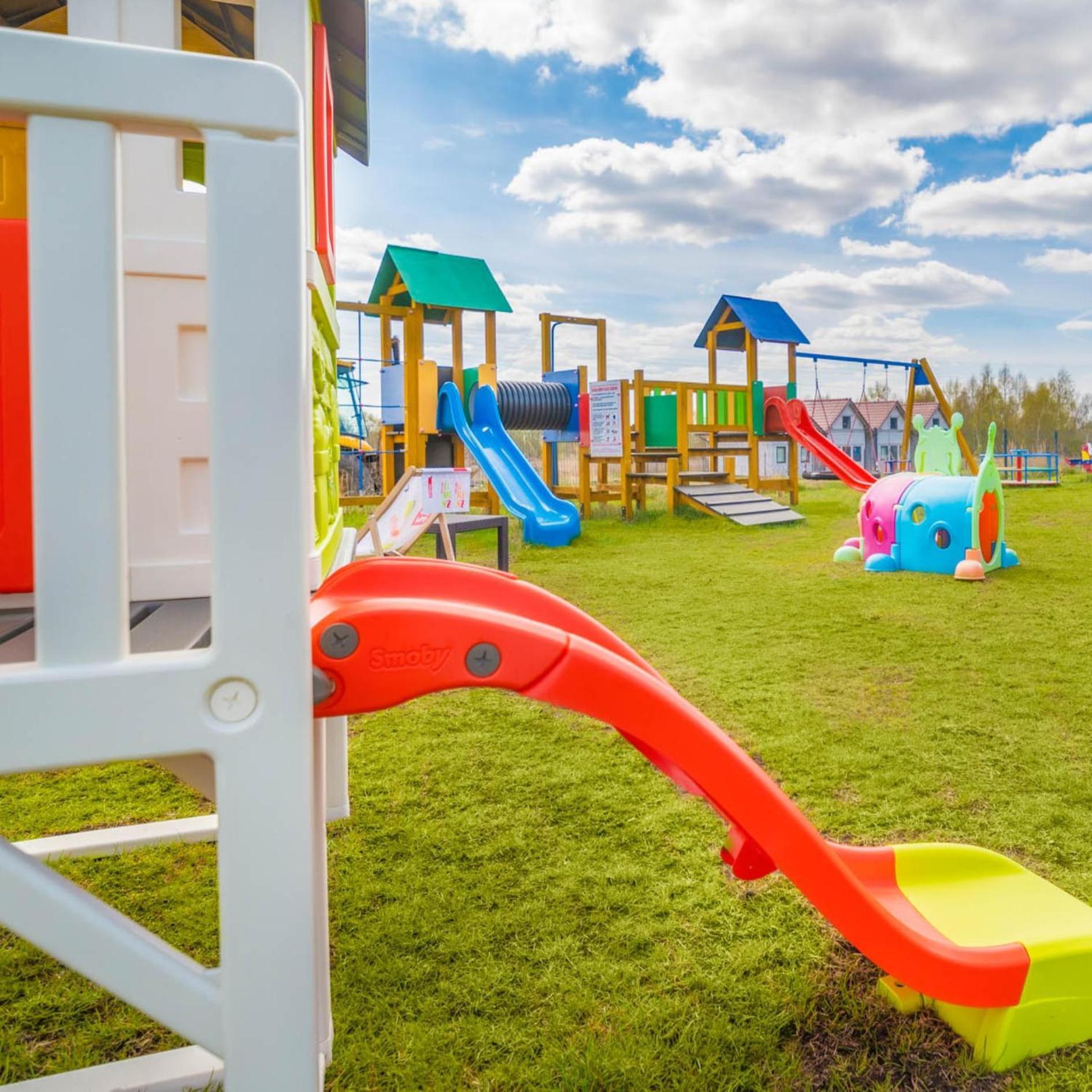 Olivina Park Spa - Domki Z Dostepem Do Krytego Basenu, Saun, Wyzywienia I Atrakcji Dla Dzieci Niechorze Bagian luar foto