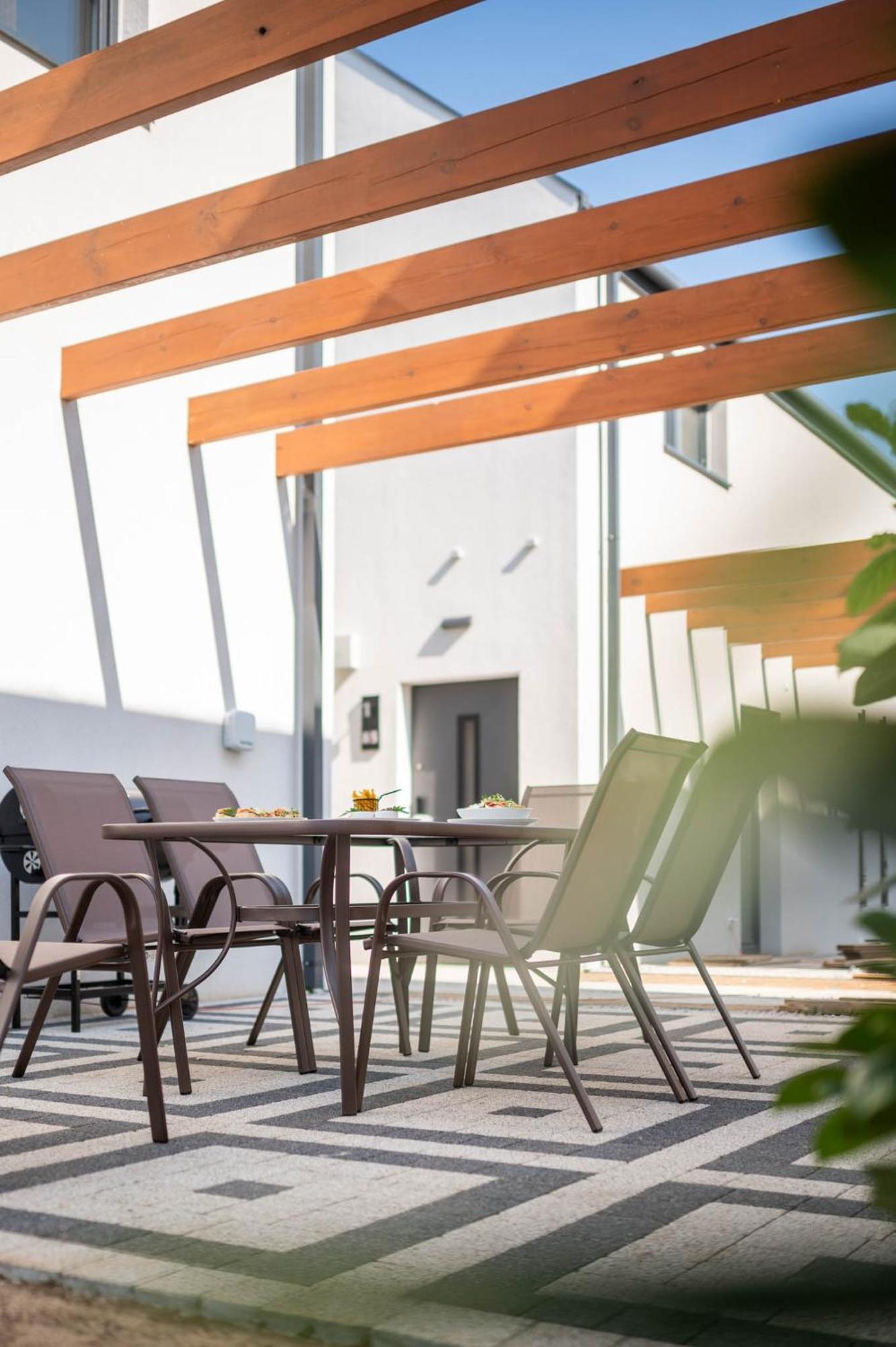 Olivina Park Spa - Domki Z Dostepem Do Krytego Basenu, Saun, Wyzywienia I Atrakcji Dla Dzieci Niechorze Bagian luar foto