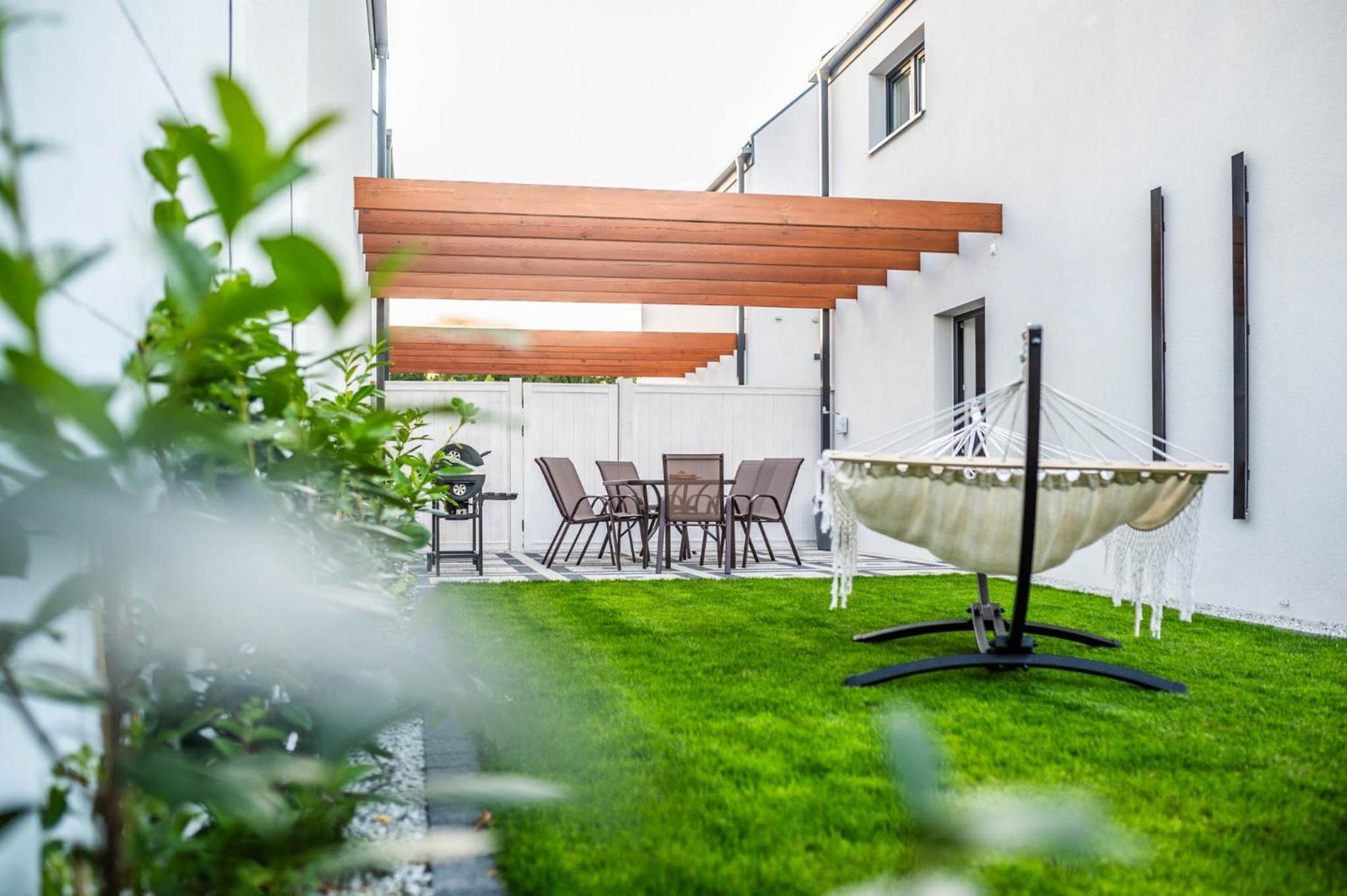 Olivina Park Spa - Domki Z Dostepem Do Krytego Basenu, Saun, Wyzywienia I Atrakcji Dla Dzieci Niechorze Bagian luar foto